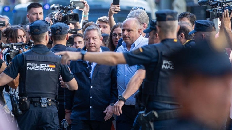 Page le exige a Sánchez cuestión de confianza o elecciones y se choca con Puente