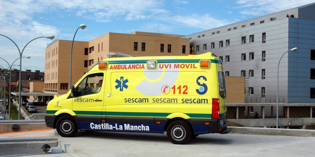 Hospitalizado un hombre de 56 años tras incendiarse su vivienda en Velada (Toledo)