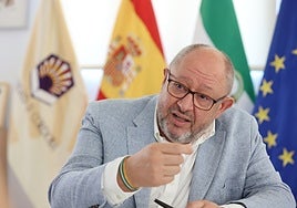 Manuel Torralbo , rector de la Universidad de Córdoba: «Si tiene que haber privadas, lo que pedimos es que tengan calidad y no vocación de hacer caja»