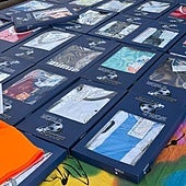 Intervienen 1.344 artículos falsificados de marcas conocidas y detienen a 17 vendedores de un mercadillo en Denia