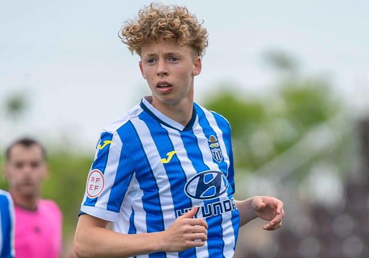 El extremo George Andrews, nueva apuesta del Córdoba en el mercado