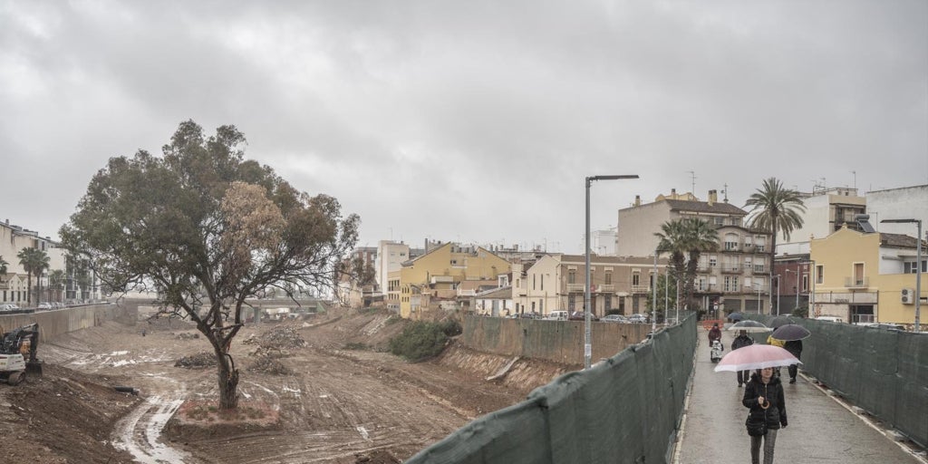 La CHJ traslada a la juez de la dana que un medidor del Poyo sólo registraba el nivel del agua: más cinco metros a las 19.35 horas
