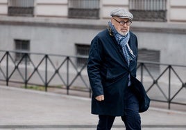 El abogado que acompañó a Leire Díaz a los encuentros en los que pedía material contra la UCO se suma a la defensa de Cerdán