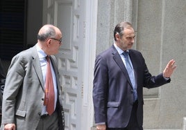 El exministro declina por ahora pactar con la Fiscalía porque «no hay de qué inculparse»