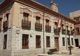 Sonseca (Toledo) decreta tres días de luto tras la muerte menor que fue hallado inconsciente en la piscina municipal