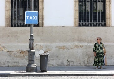 Ninguno de los barrios nuevos ni de la periferia de Córdoba tienen parada de taxi