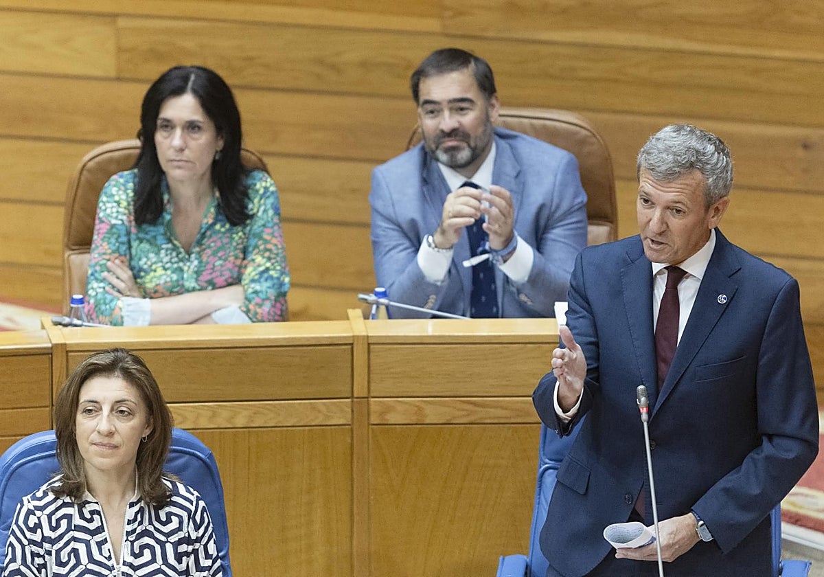 El presidente de la Xunta, Alfonso Rueda, este miércoles en el Parlamento autonómico