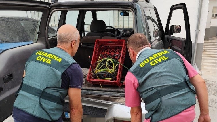 Detenido por robar en casetas de telefonía móvil en las provincias de Granada y Jaén