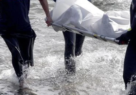 Rescatado sin vida un pescador que cayó al mar en la costa de Candelaria (Tenerife)