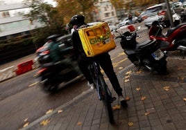 Un repartidor de Glovo