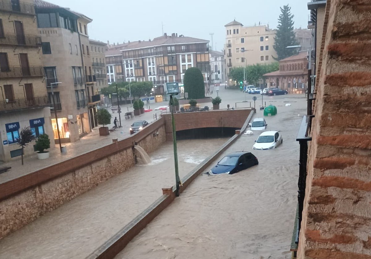 El centro de Tarazona, localidad al oeste de la provincia de Zaragoza, este viernes 11 de julio por la tarde