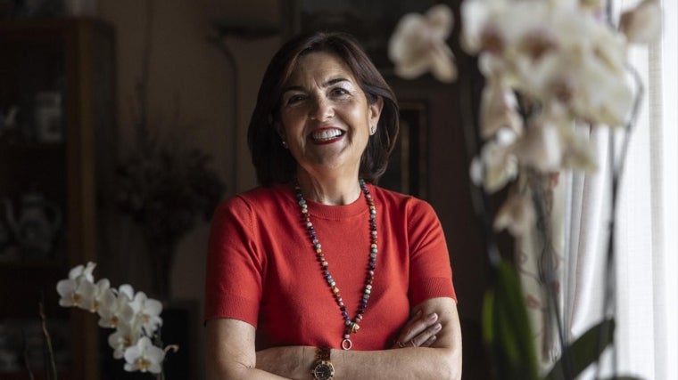 Rosa Rodríguez charla con ABC recién jubilada y tras recibir la Medalla Castelao 2025