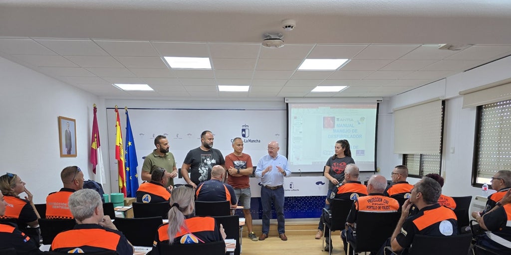 Personal de emergencias se forma en reanimación cardiopulmonar a través de la Junta