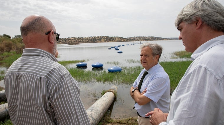 El presidente de la Diputación de Córdoba ante la toma flotante y provisional de La Colada