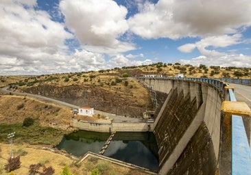 El agua de La Colada se atasca en un bucle administrativo y político