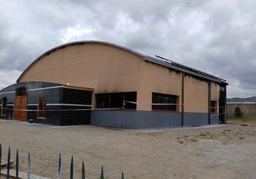 Los Mossos investigan si el incendio de la mezquita de Piera (Barcelona) fue provocado