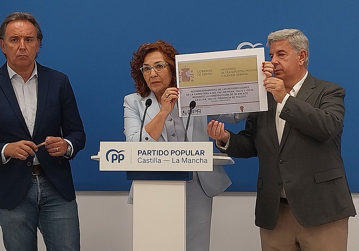 Los senadores populares (C-LM): Carmen Riolobos, Israel Pérez y Miguel Ángel de la Rosa