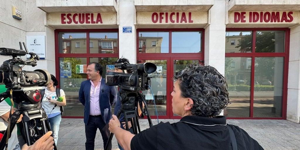 Vox Castilla-La Mancha presenta una iniciativa para pedir a la Junta «frenar los recortes» en los ayuntamientos con EOI
