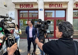 Vox Castilla-La Mancha presenta una iniciativa para pedir a la Junta «frenar los recortes» en los ayuntamientos con EOI