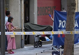 Un hombre, asesinado a tiros en un portal del centro de Barcelona