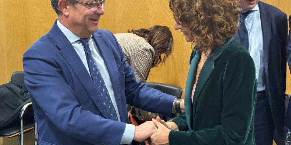 Castilla-La Mancha reclama por carta a Montero transparencia y diálogo multilateral tras el acuerdo de financiación singular para Cataluña