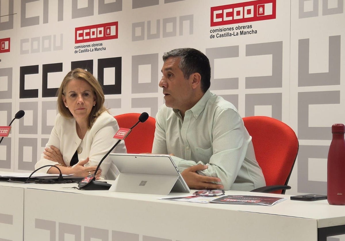 Raquel Payo y Javier Ortega durante la rueda de prensa