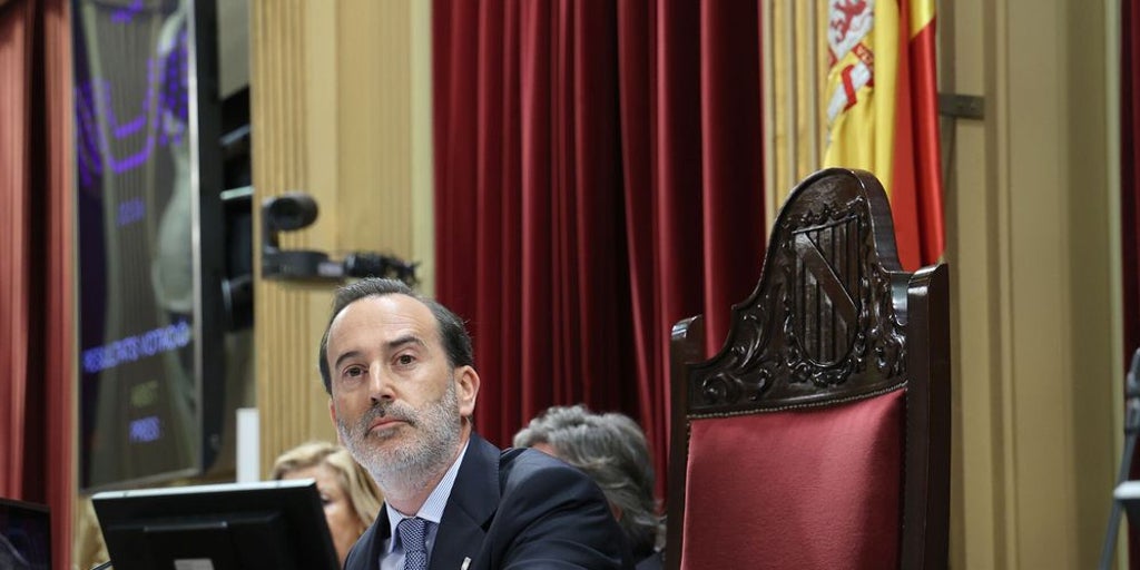 Le Senne se ofrece como candidato en 2027 y blinda su liderazgo en Vox pese al juicio por delito de odio