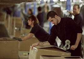 Ropa de Zara a 95 países desde Aragón: Inditex confirma que su mayor centro logístico  del mundo abrirá en tres semanas