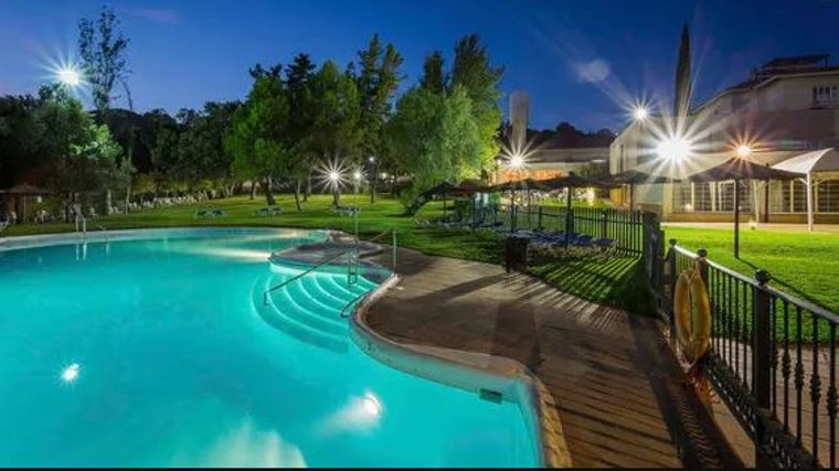 Una ruta por las piscinas más bonitas (y más grandes) de Córdoba: dónde están y cuánto cuestan
