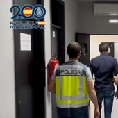 Detenido un hombre con orden de ingreso en prisión cuando amenazaba a su familia con un cuchillo de grandes dimensiones