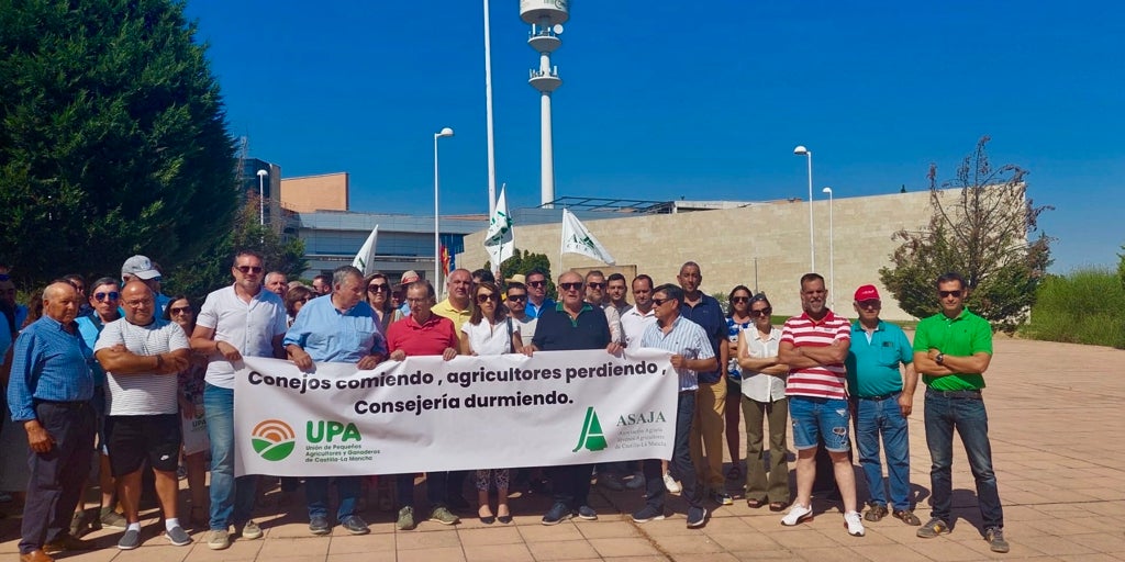 UPA y PAC amenazan con movilizaciones por una PAC que «nos lleva a un callejón sin salida»