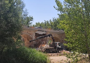 Nuevo derrumbe en el puente de San Esteban de Gormaz (Soria) apenas dos meses después de su reapertura
