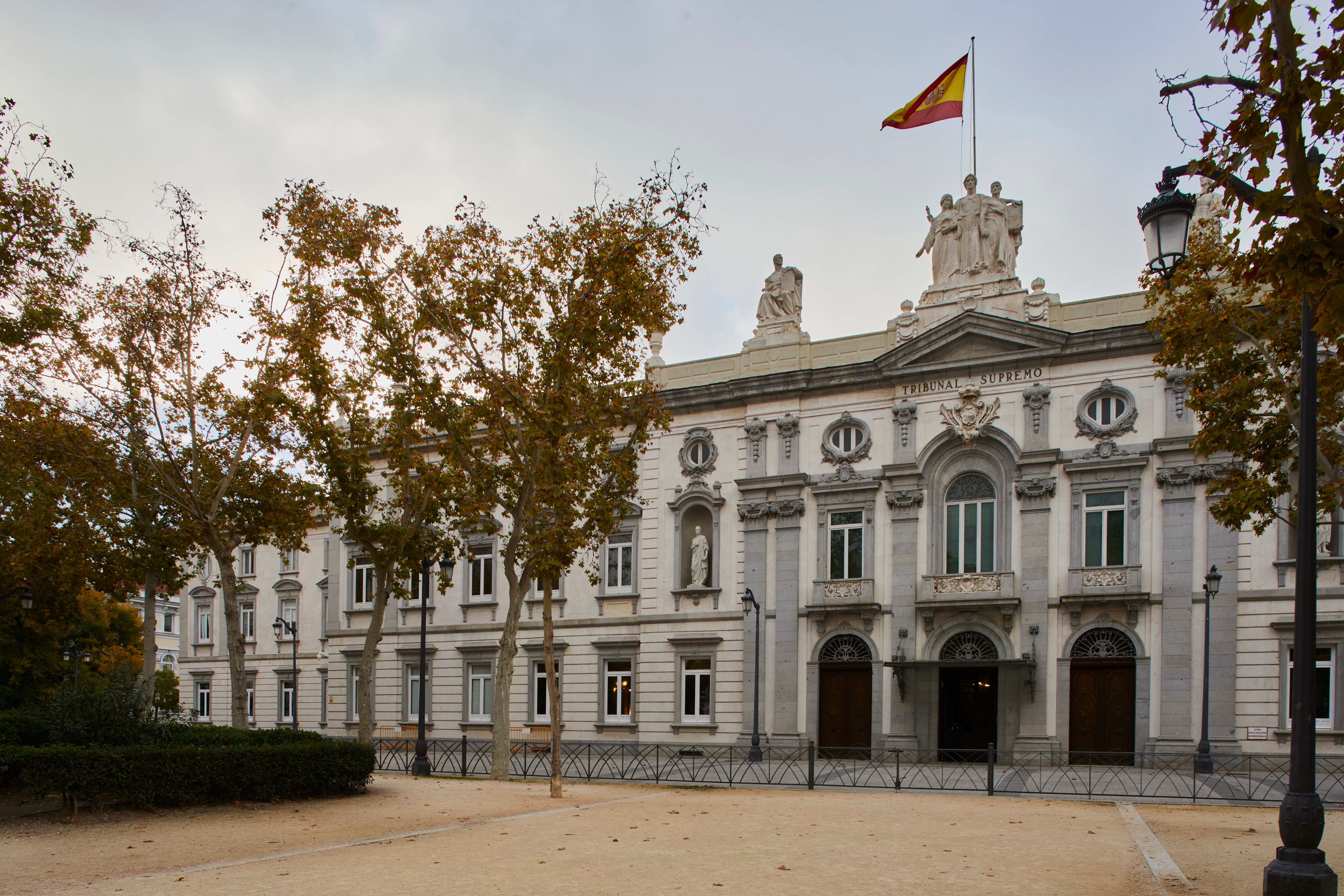 Las progresistas Ferrer y Teso retiran sus candidaturas para presidencias clave en el Supremo por falta de apoyos