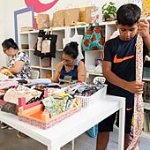 Imagen - La involucración de las familias en la vida escolar que antes les era ajena ha mutado al colegio en veinte años