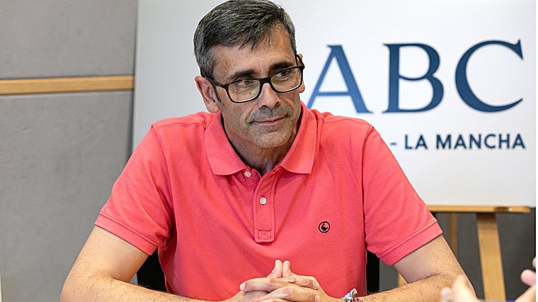 Butragueño, durante la entrevista en la sede del diario ABC de Toledo