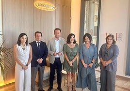 La consejera de Empleo subraya en Lucena el liderazgo del frío industrial