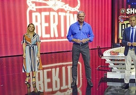 El Parlamento andaluz rechaza echar a Bertín Osborne de Canal Sur por su deuda con Hacienda como pedía la izquierda