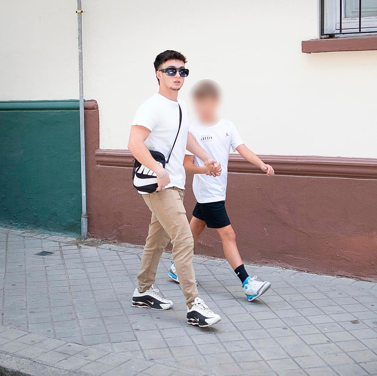 Un juzgado de Granada decide que el hijo de Juana Rivas no regrese con su padre a Italia al menos hasta el viernes