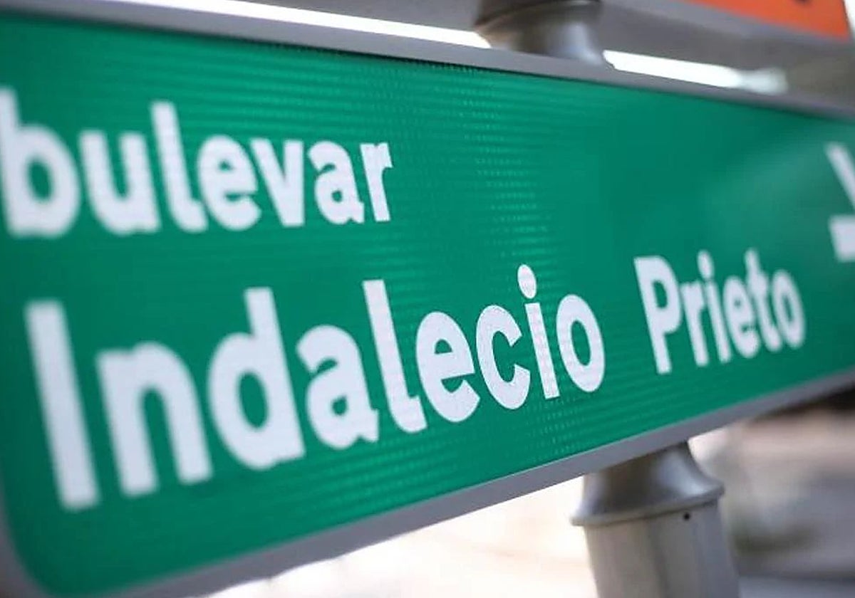 Señalización del Bulevar Indalecio Prieto