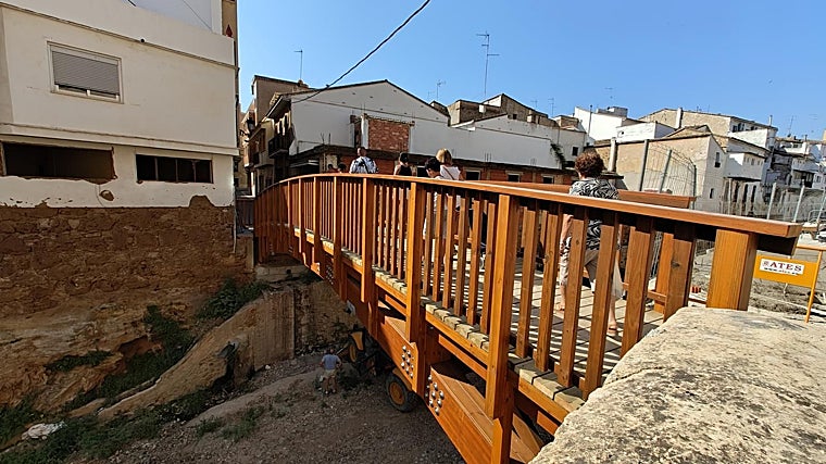 Imagen de la nueva pasarela de Chiva puesta recientemente en servicio