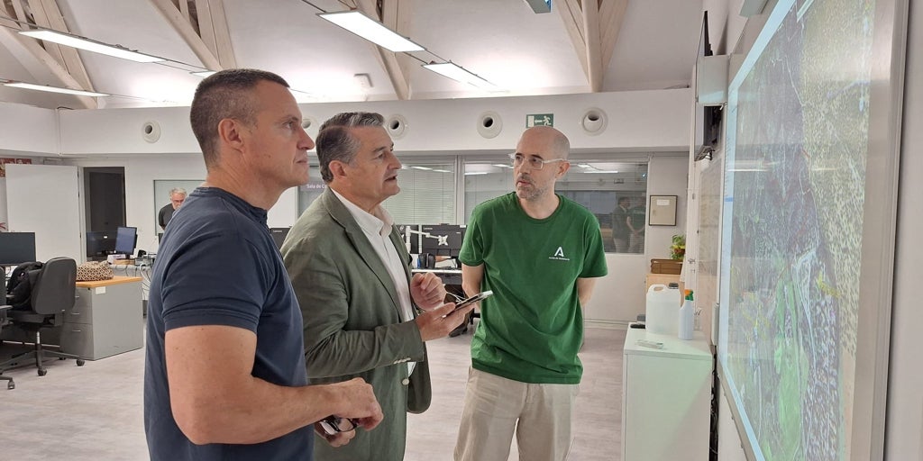 «El incendio de Córdoba evoluciona de forma favorable y el riesgo se ha minimizado»
