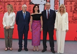 Los expresidentes de la Comunidad de Madrid ya tienen estatuto propio y tratamiento de excelencia