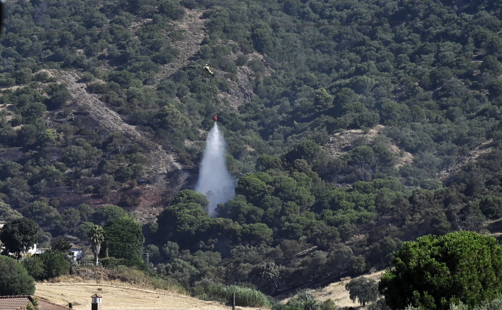 Las mejores imágenes del centro de operaciones para el incendio en la Sierra de Córdoba