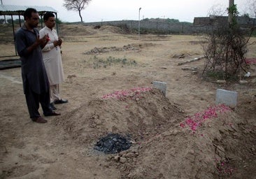 A juicio por matrimonio forzado el padre y los dos hermanos de las jóvenes de Tarrasa asesinadas en Pakistán
