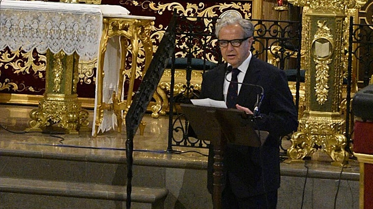 Salvador Fuentes, durante su intervención en la iglesia de Capuchinos