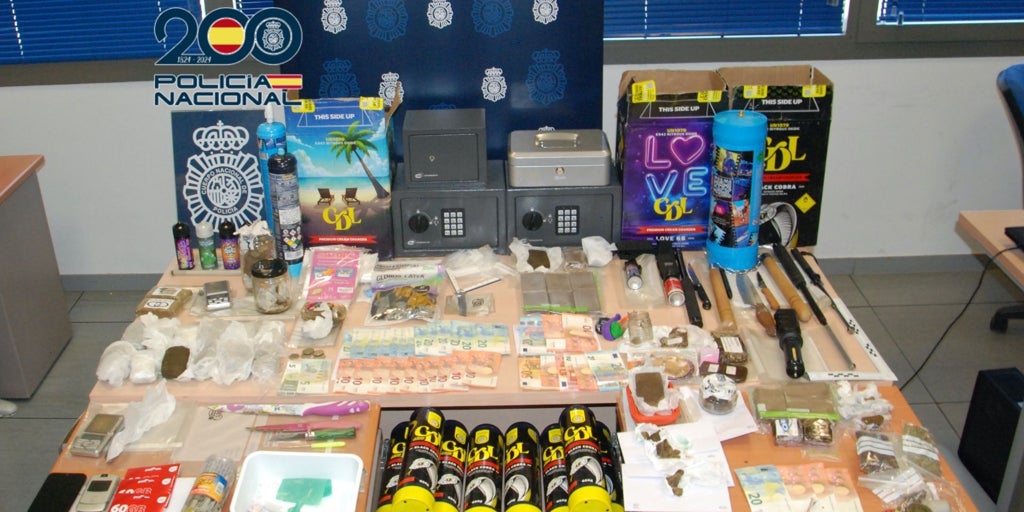 La Policía desmantela puntos de venta de droga camuflados en una barbería y una nave de grabaciones musicales