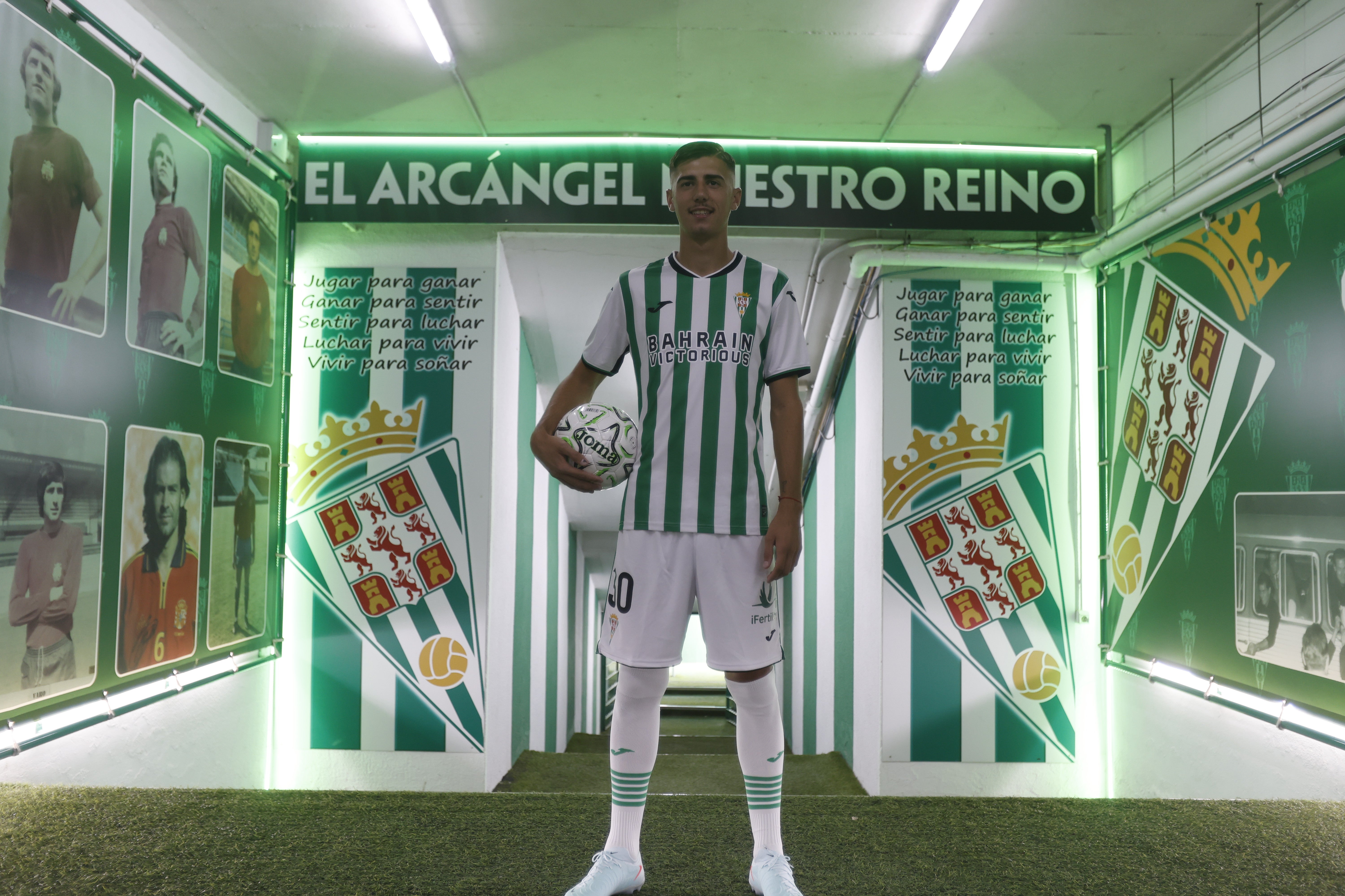 Las mejores imágenes de la presentación de Kevin Medina, Dani Requena y Diego Bri con el Córdoba CF