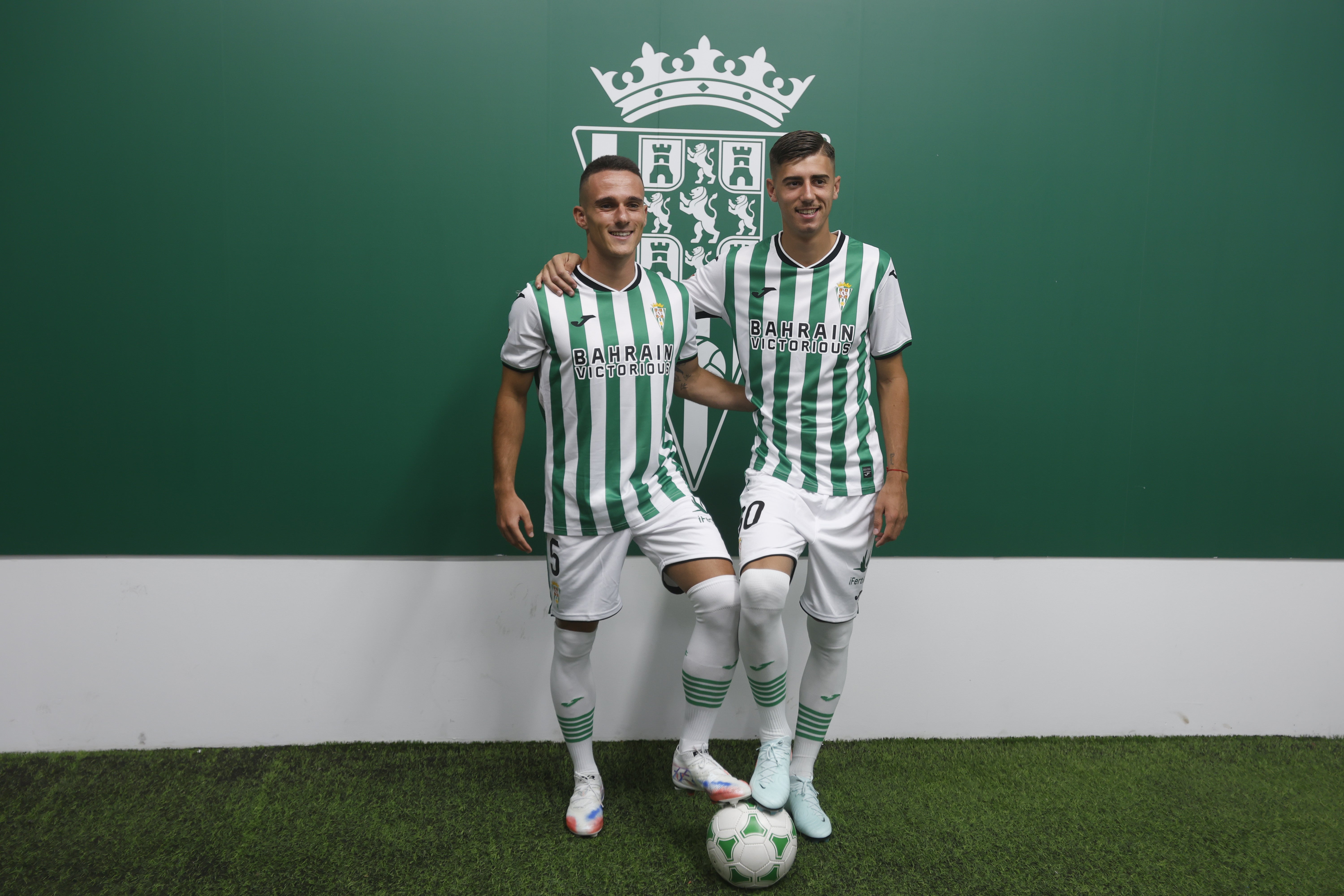 Las mejores imágenes de la presentación de Kevin Medina, Dani Requena y Diego Bri con el Córdoba CF