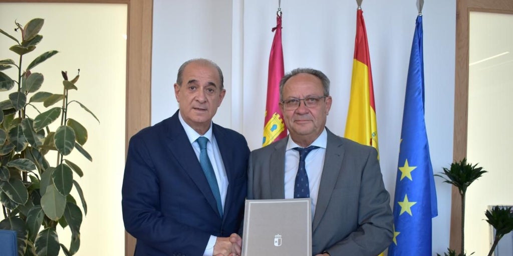 La Junta y la Dirección General de la Policía promoverán la formación en prevención de riesgos laborales a la Policía Local de la región