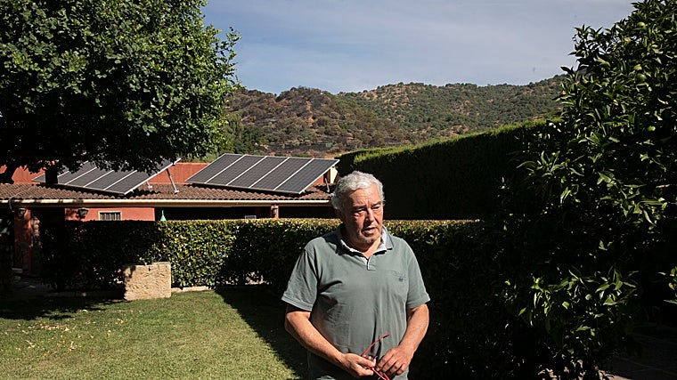 Vecinos de Santa Ana de la Albaida, tras el incendio y la vuelta a casa: «Tenemos todavía el miedo en el cuerpo»
